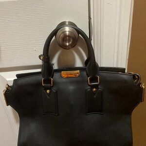 Burberry Clifton Calfskin